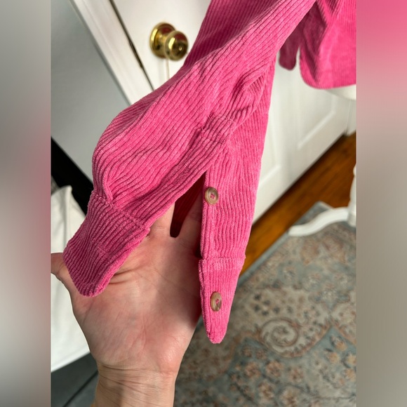 NWOT Wishlist Apparel hot pink (hibiscus) cropped corduroy button up size small - Picture 14 of 16